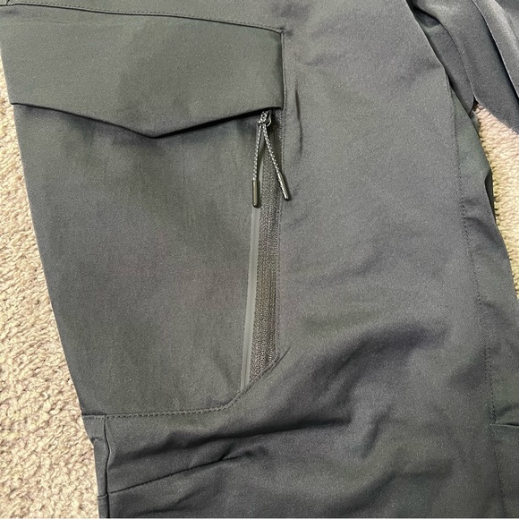 Nike Sportswear Tech Essentials Woven Unlined Cargo Pants Men’s Size 30 - Picture 7 of 16